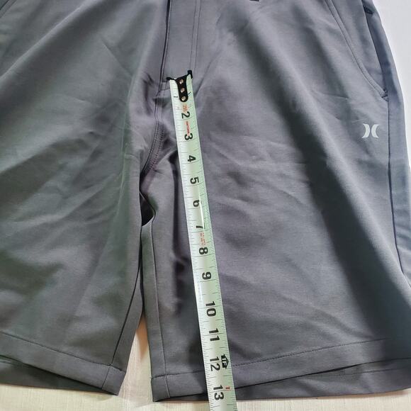Hurley Short's Men's 36 / 9" Inseam Gray NEW - Picture 2 of 7